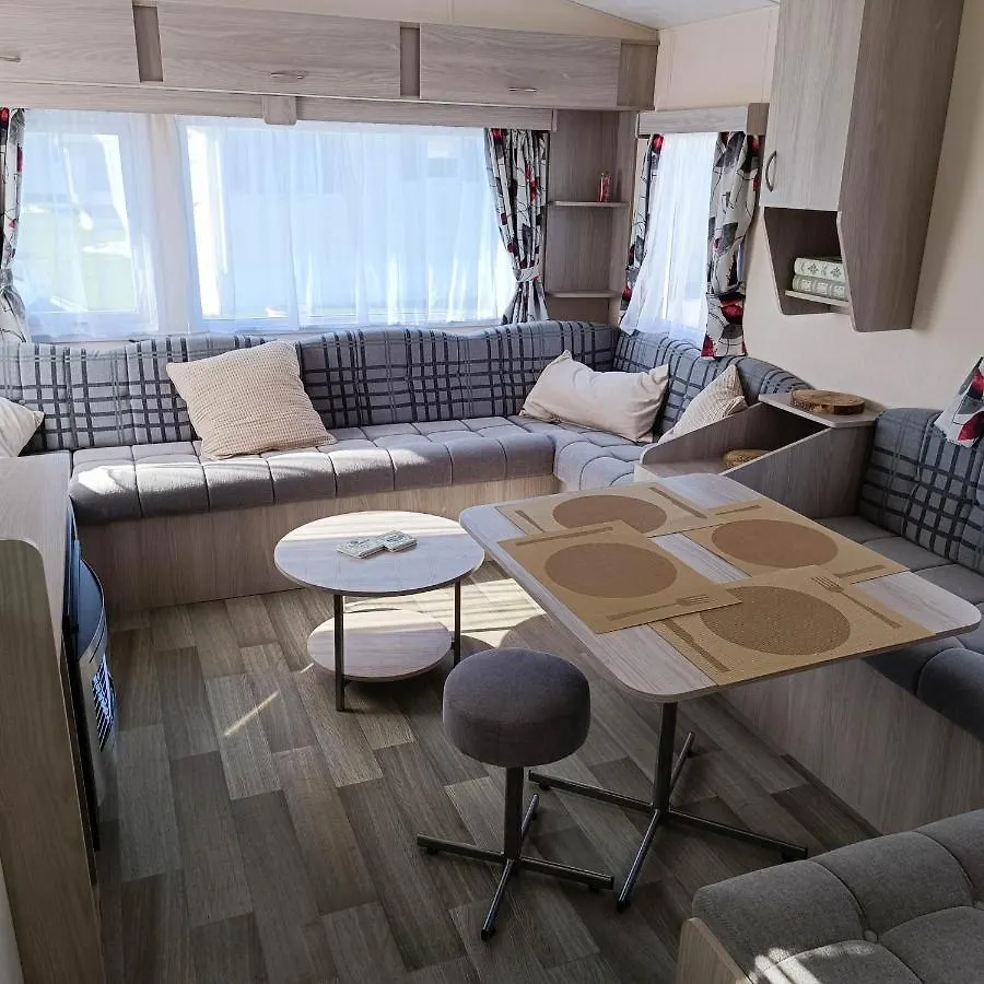 Caravan Aan Zee Arnani Middelkerke Campingplatz